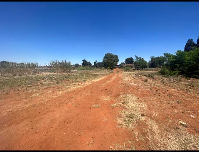 3,775M² VACANT LAND FOR SALE IN KOOKRUS